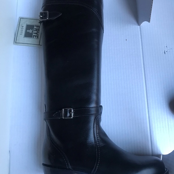 Frye Dorado Riding Boots- SOLD PRIVATELY! - Picture 4 of 5